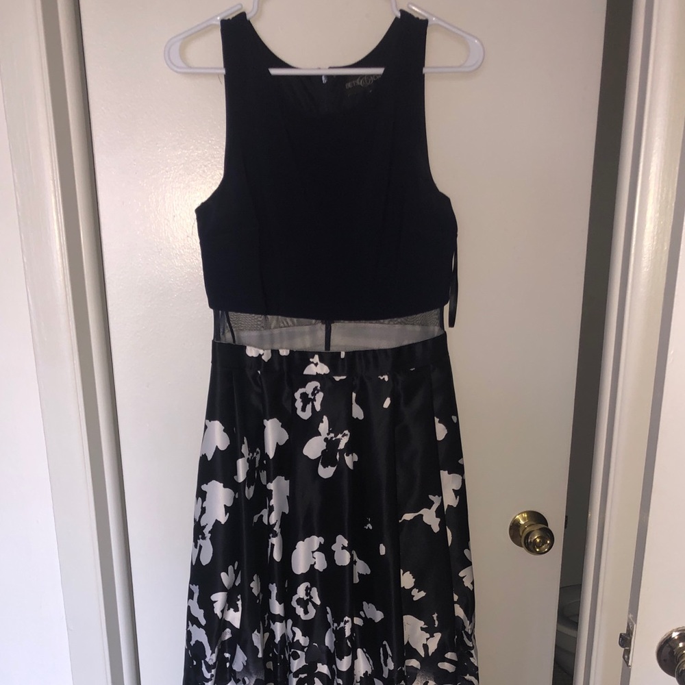 Prom dress with full patterned skirt